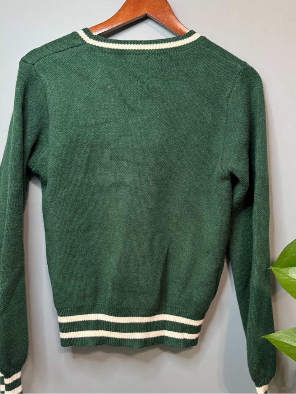 Main Strip Green & White Bow Tie Striped Cardigan Sweater. Women’s Medium - Picture 7 of 10